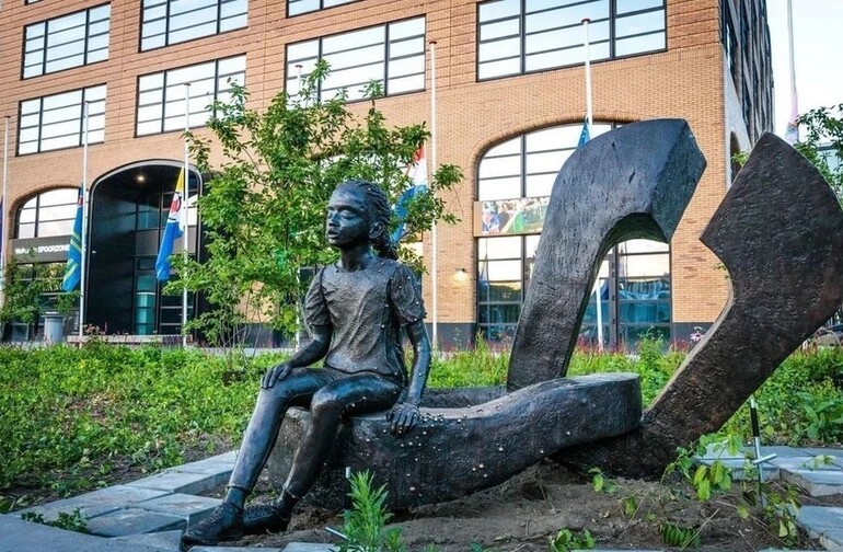 Slavernijmonument De40270Cf51066B92582F3B392Dcb0C0