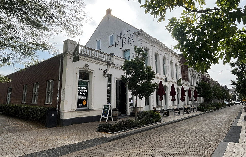 03 Kessels Museum Pand Herfst2025